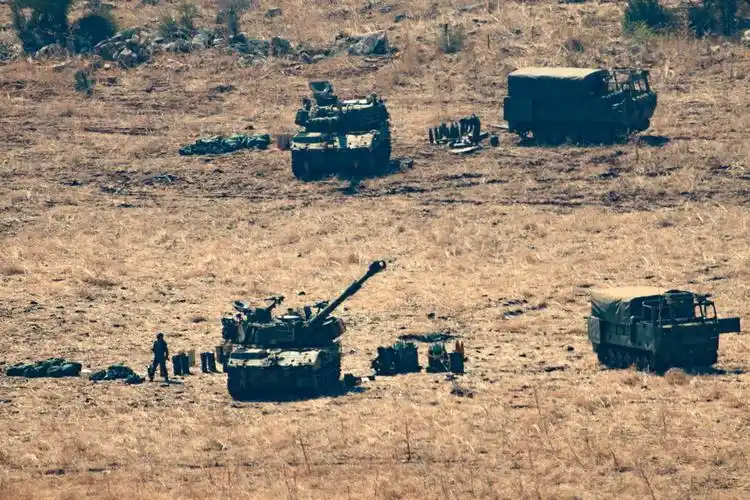 以军与黎巴嫩真主党武装交火4