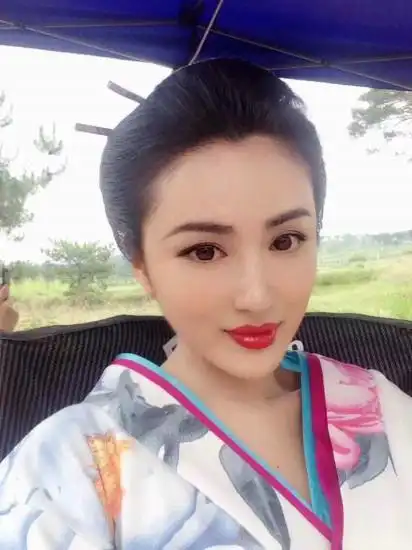 《锻刀》曝剧照 李艳冰角色出彩演技精湛受喜爱