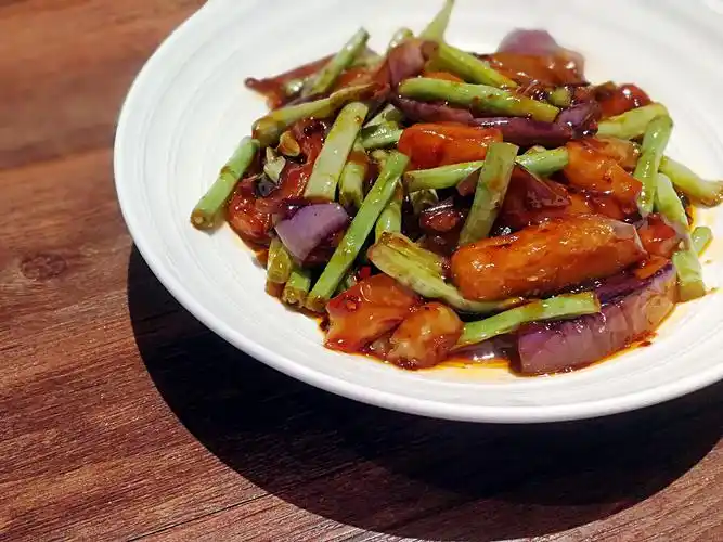 素热菜:【鱼香茄子豆角】