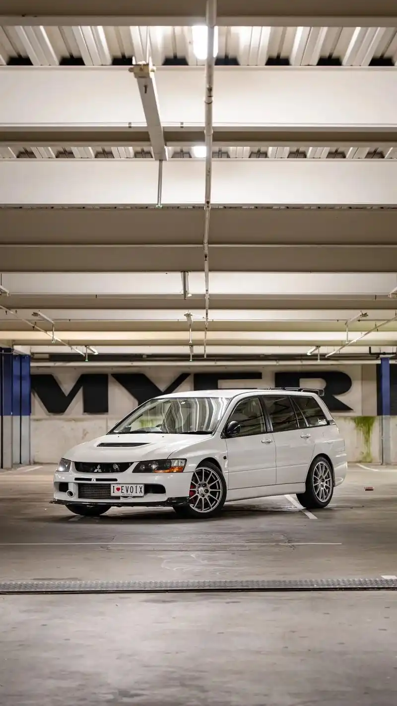 三菱evo咯| evo9瓦罐.这是一台限量2500台的三菱e - 抖音