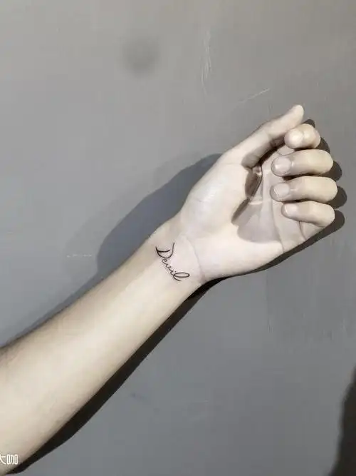 手腕_纹身图案手稿图片_墨 者刺 青的纹身作品集