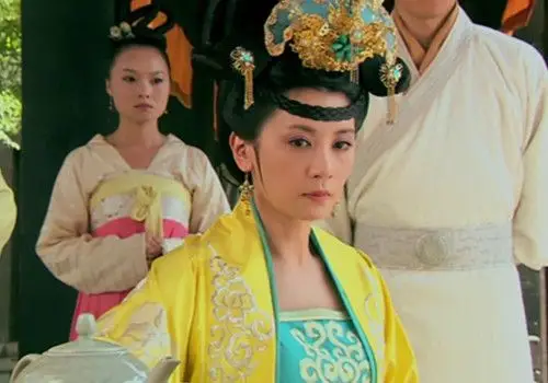 图太平公主秘史贾静雯古装照片抚琴出场惊艳亮相