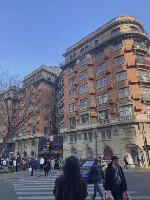 和武康大楼合照有