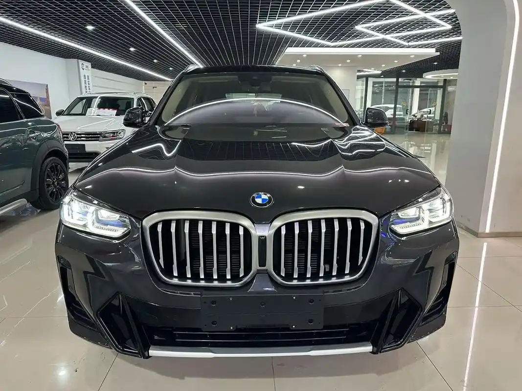 2022年1月上牌,22款宝马x3 25im运动套装,神秘灰 - 抖音