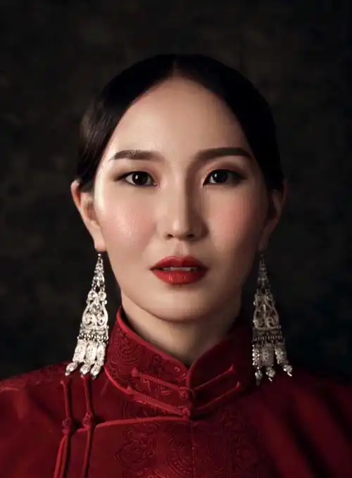 俄罗斯雅库特白铜首饰欣赏