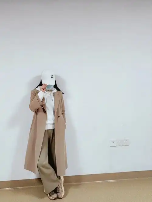 长款妮子外套搭配