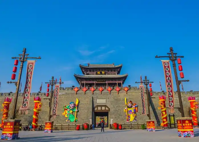 当代好汉逆风而行水浒好汉城致敬郓城援鄂英雄