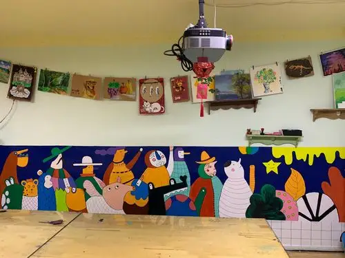 亲手画画室的墙绘