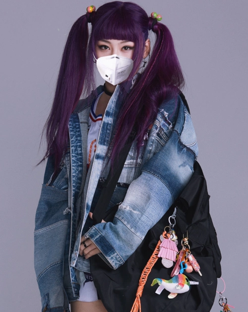 难怪《唐人街探案3》kiko一直都是齐刘海,当看到她中分后:一秒剧终