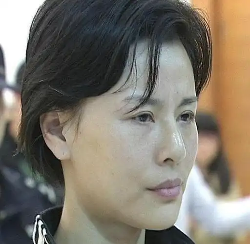 回顾:顾春芳,4年借了17亿,靠美色混入上流社会,最终下场如何