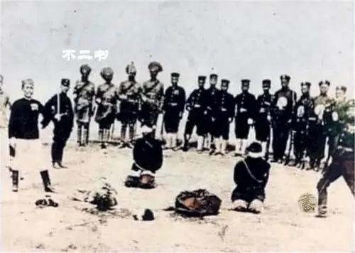 上色老照片直击镜头下真实的斩首现场义和团罪犯被五花大绑