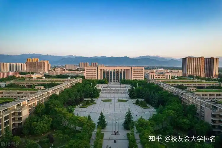 校友会2024中国四线城市大学分档排名燕山大学四川大学锦江学院雄居最