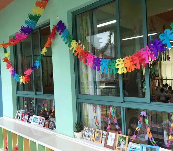 武汉幼儿园教室窗户装修图片