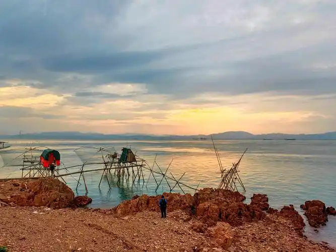 象山海边捕鱼印象