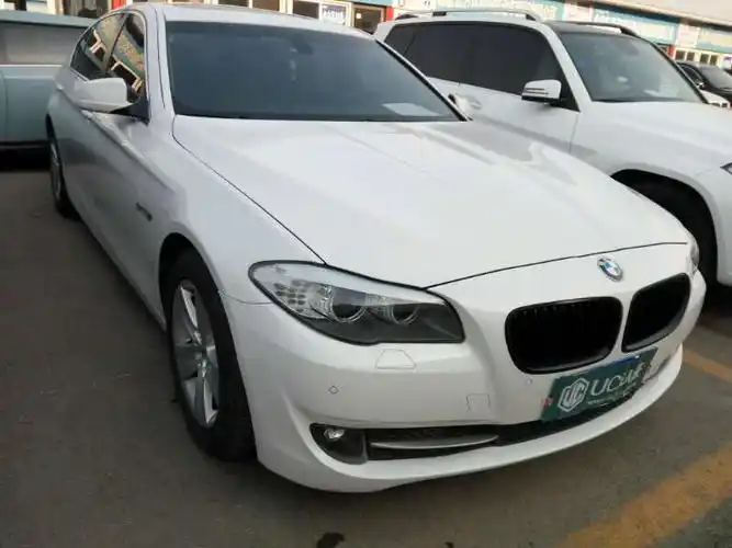 2011款 宝马5系 3.0t