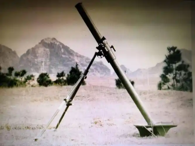 由唐治教授担任总设计师的两种迫击炮即pp89式60毫米迫击炮和pp93式远