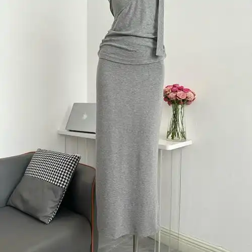 下周六女夏季收腰挂脖吊带露后背连衣裙辣妹紫色包臀背带长裙