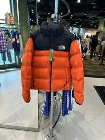 国内现货s/xl码gucci古驰男士北面联名款拼色羽绒服_阿里巴巴找货神器