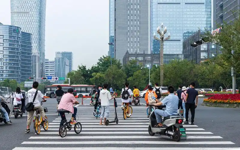 城市街道马路斑马线主题jpg素材