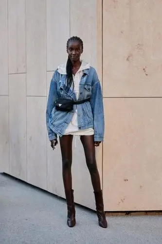 盘点 5 位事业开外挂的「黑人模特儿」,人气完胜连穿搭都超有料!