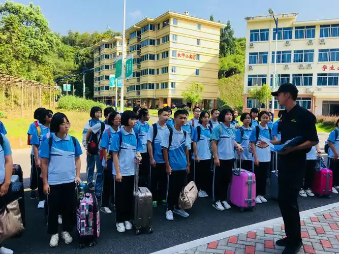 "石以砥焉,化钝为利"——沙县一中2018级高一(4)班社会实践活动