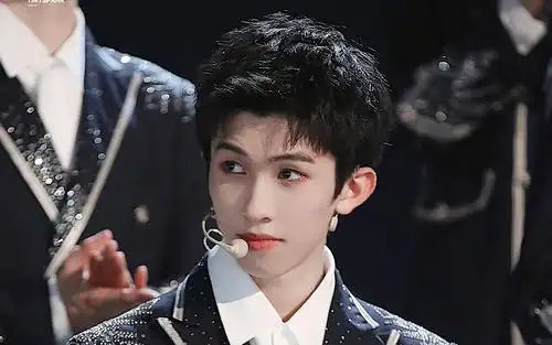 into1唯一全能ace林墨之创造营成团夜即使是被开垫音声音依旧可以穿透