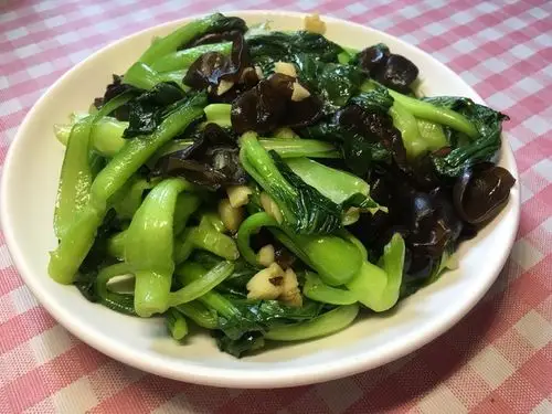 木耳青菜