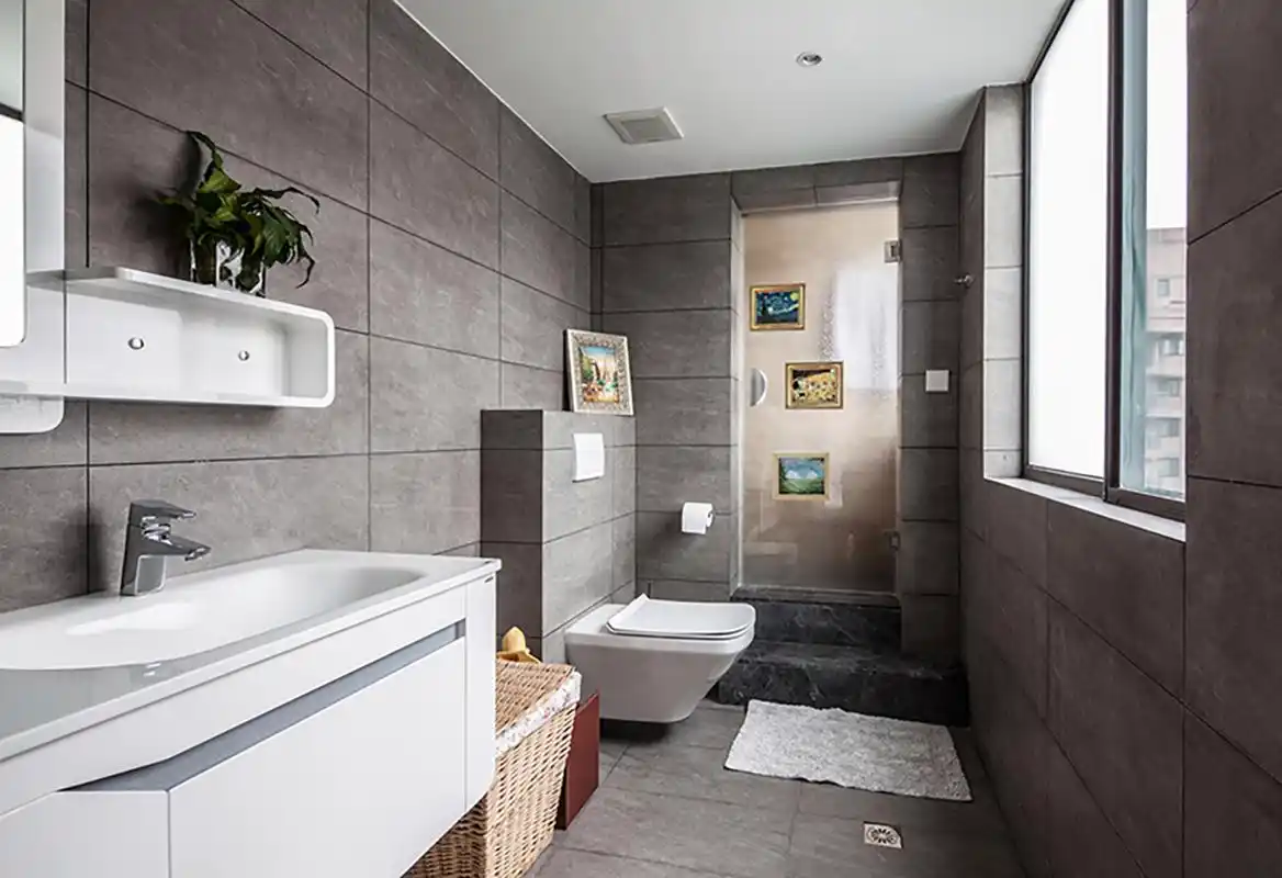 简约80后小资三居卫生间