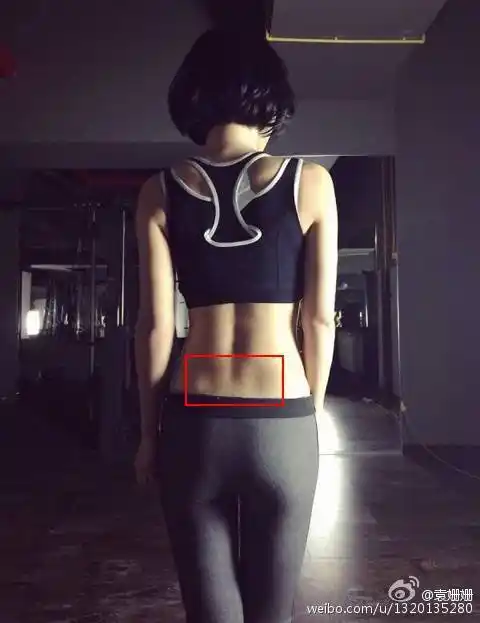 自从袁姗姗成功逆袭成"马甲线女王"之后, 很多网友纷纷以她为榜样