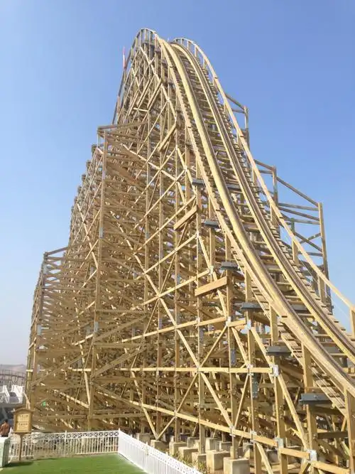 木质过山车!过瘾!