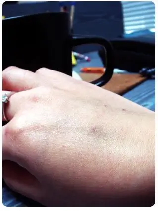 两个咸猪针孔手_璞玉浓妆_新浪博客