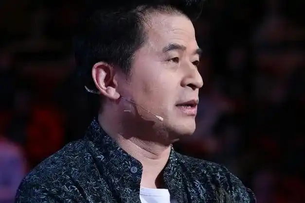 64岁毕福剑近况曝光曾祸从口出被央视开除如今竟成了如此模样