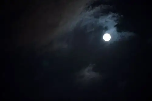 八月十五中秋月圆美如画