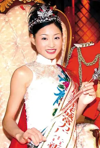 老照片中的"美在花城"