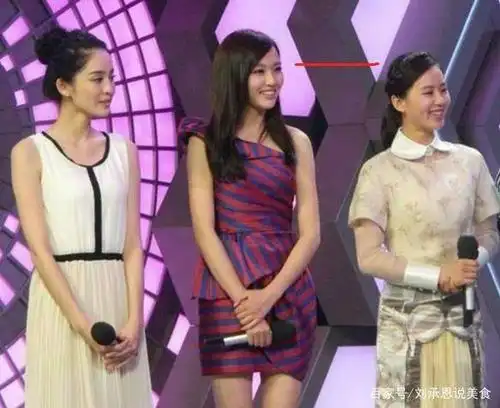 唐嫣古力娜扎平均高度172,刘诗诗如何保持镜头感?站着很聪明