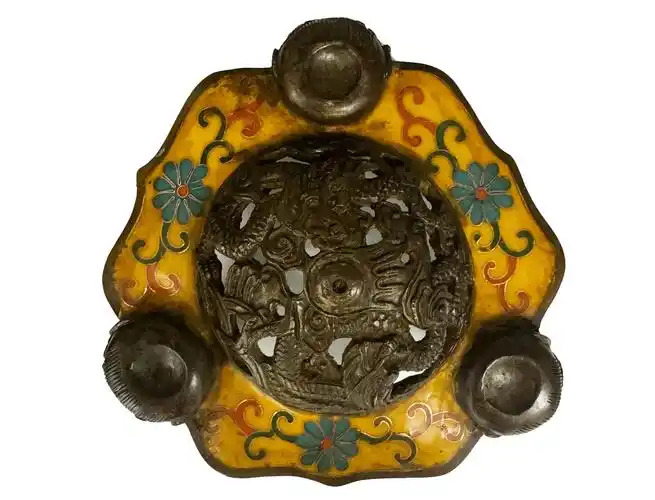 乾隆款铜胎掐丝珐琅彩熏炉