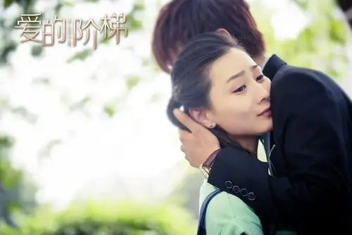 张维娜《爱的阶梯》剧照高清图片[2/6]_电视剧_美桌网