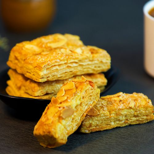 手信澳门永辉传统杏仁饼干中山特产传统糕点