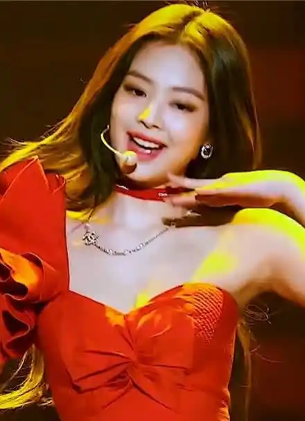 jennie/红玫瑰舞台