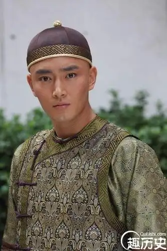 爱新觉罗胤禛的名讳,他的兄弟都将名字中与雍正相同的字给改了,胤礼