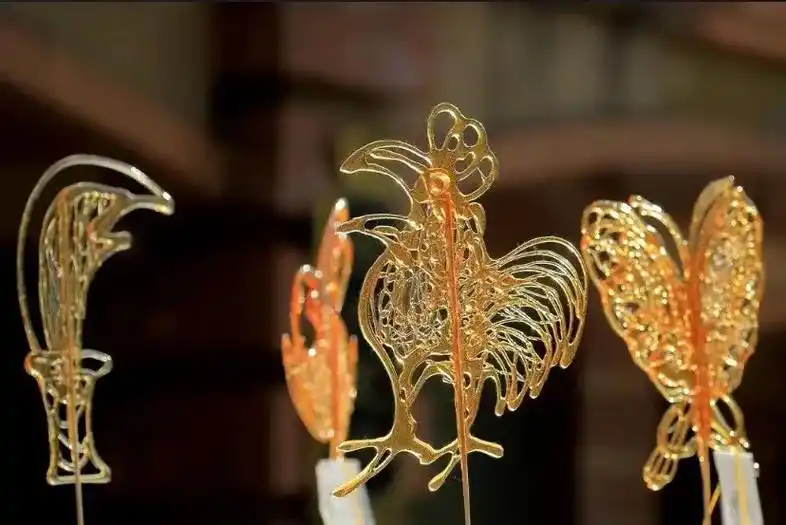 糖画,是中国传统民间手工艺,被列为国家级第二批非物质文化遗产 - 抖