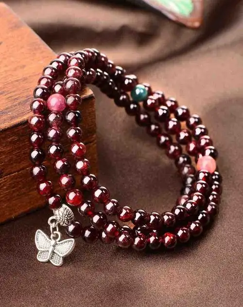 翩翩起舞时尚石榴石3圈手链附证书