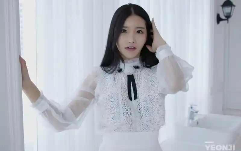 [4k] pocket girls(工作室) - yeonji(妍智)/白色雪纺衫02look book