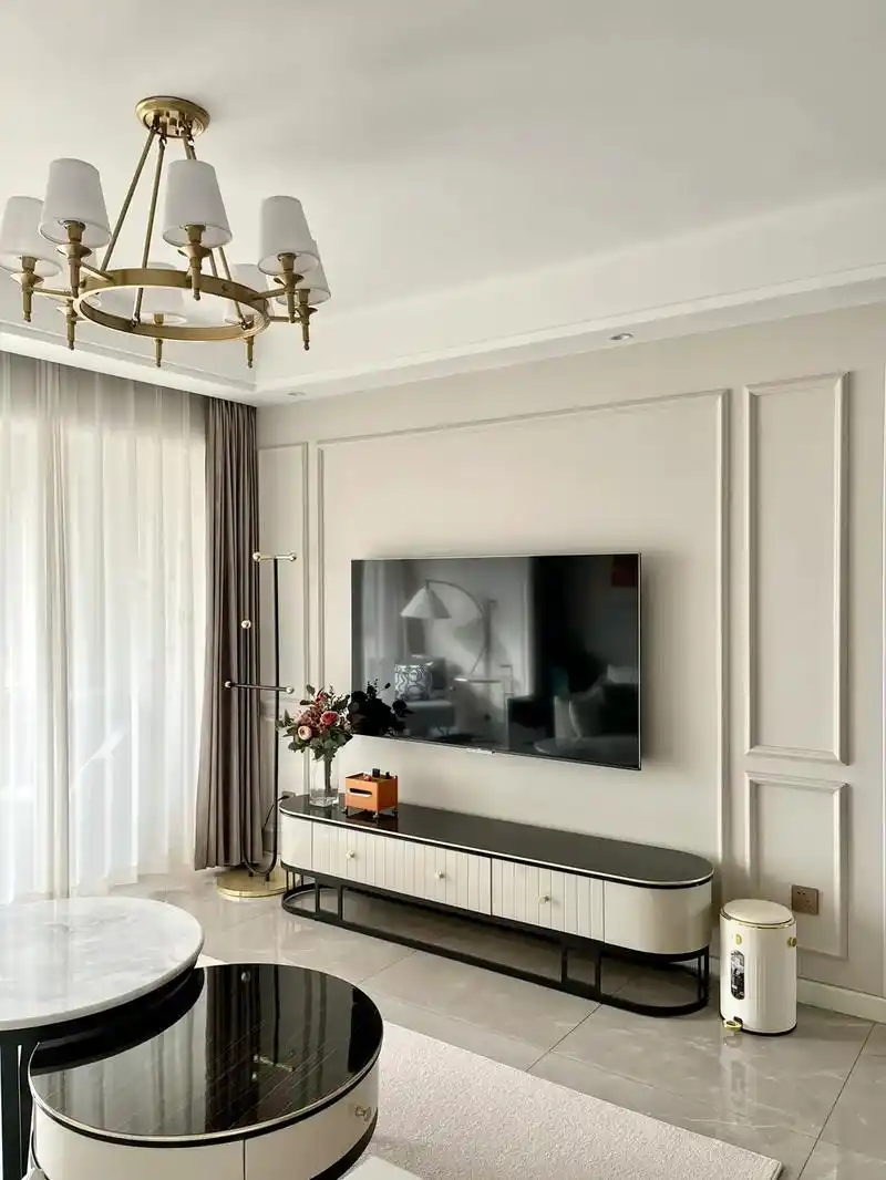 简单搭配的石膏线条电视背景墙,一个字,绝! 上墙真的太高级了 - 抖音