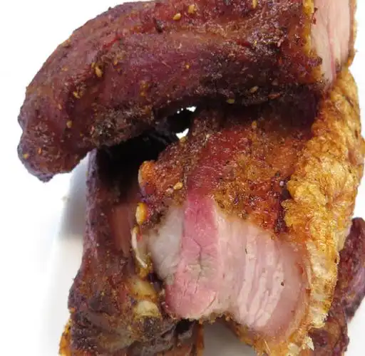 云南特产火烤猪肉普洱木炭烤猪肉生态肉三线肉脆皮烤猪肉500g包邮