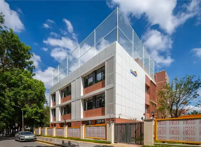 厦门市莲龙小学扩建工程.建发房产供图