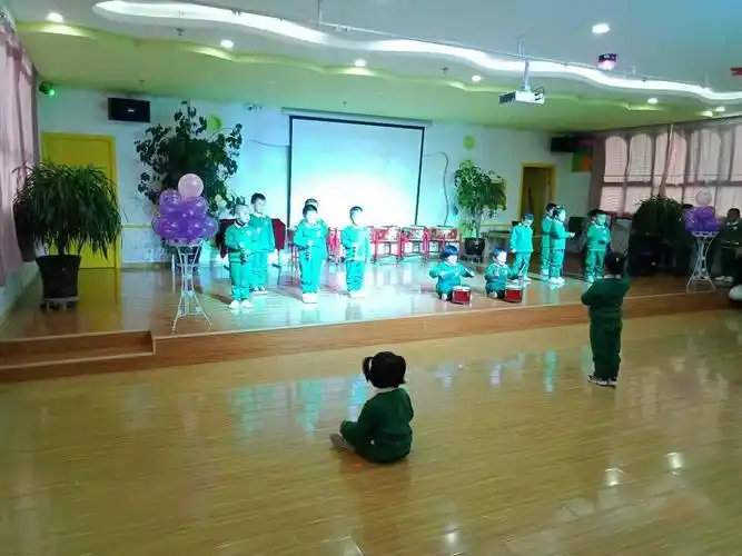 【童心演绎】和政县实验幼儿园富强分园中一班儿童小剧场开演