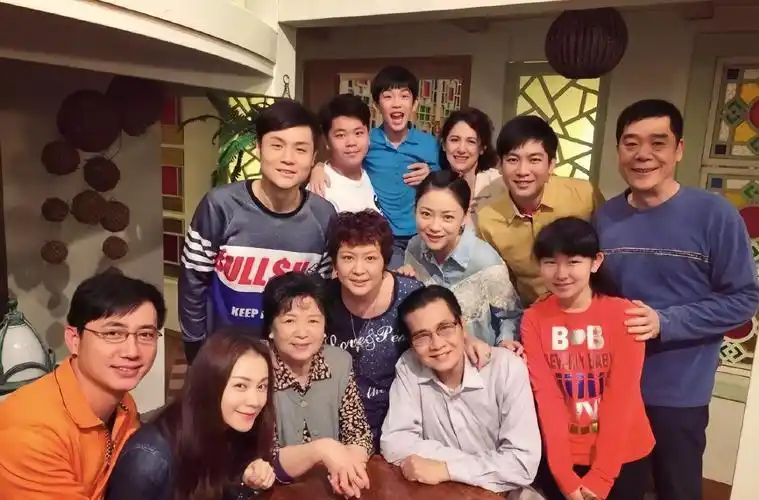 《外来媳妇本地郎》最好的大结局:幸子送枝子出嫁,康天庥喜当爹