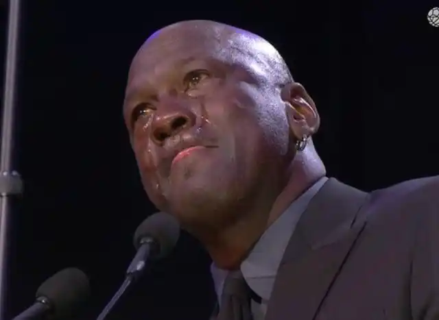 乔丹在科比追思会上调侃:又要看到自己哭泣表情包了