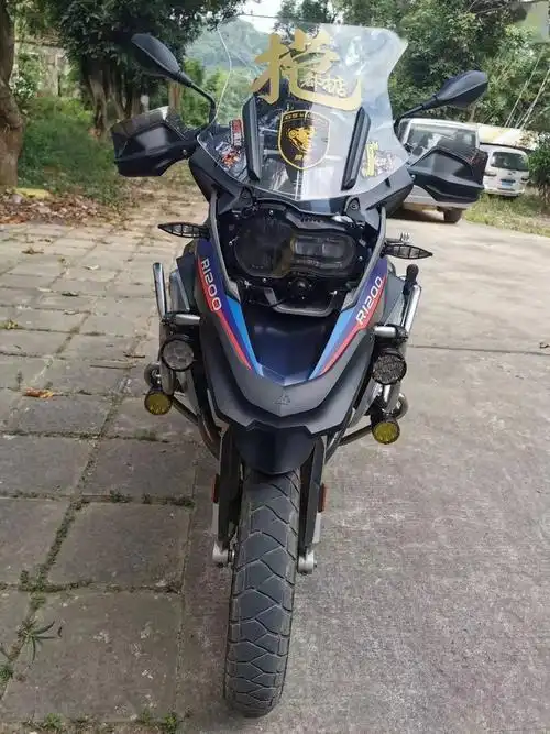 转让广州2017年宝马水鸟r1200gs